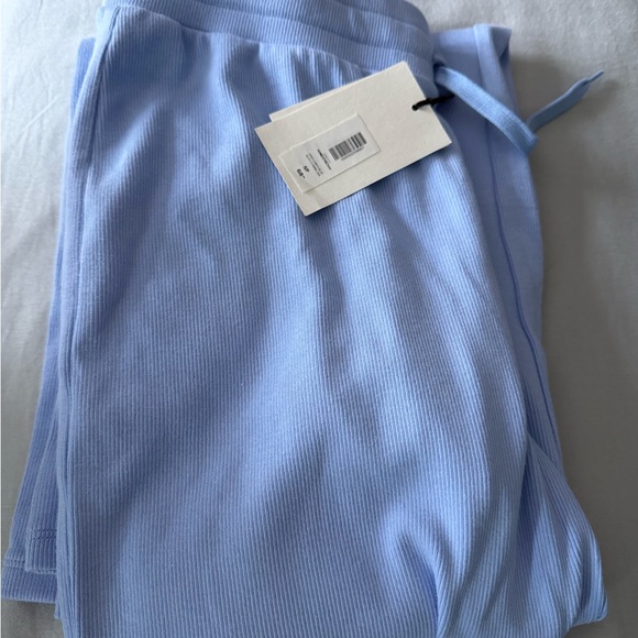 ARITZIA HomeStretch™ Rib Kickback Pant - Picture 8 of 8